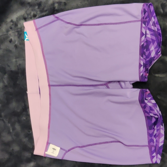 Old Navy Activewear Women's Plus Size - Picture 5 of 6